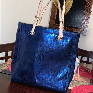 Metallic blue bag